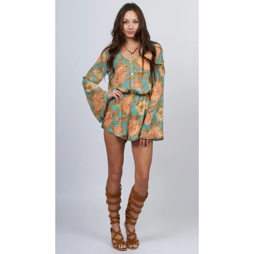 Show Me Your Mumu red rock romper floral large